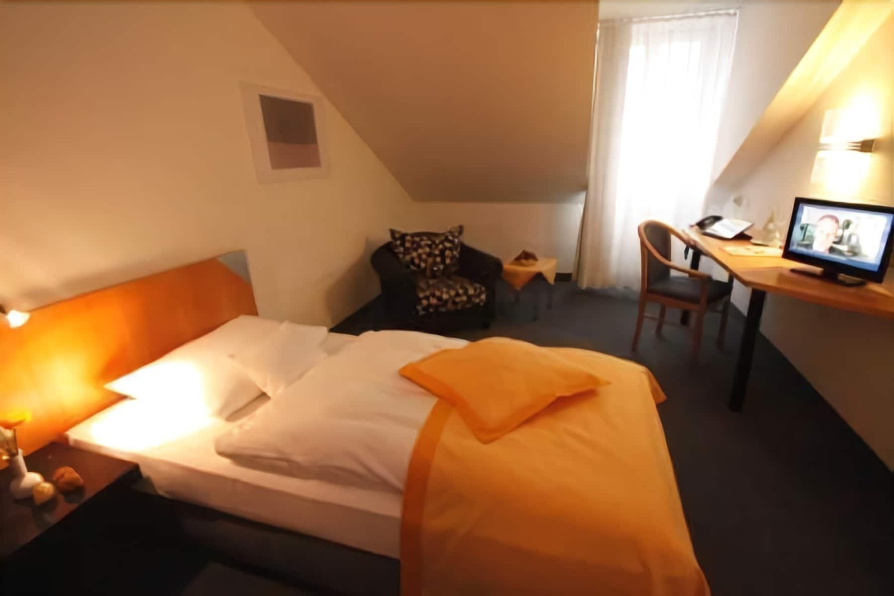 Prima Hotel Havelland Gross Kreutz Ngoại thất bức ảnh